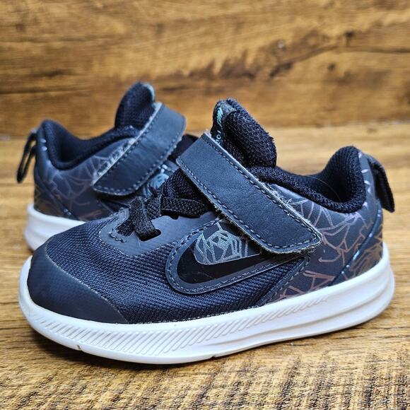 Nike Downshifter 9 Rebel Black hook loop sneaker sz 5 child - Picture 1 of 12